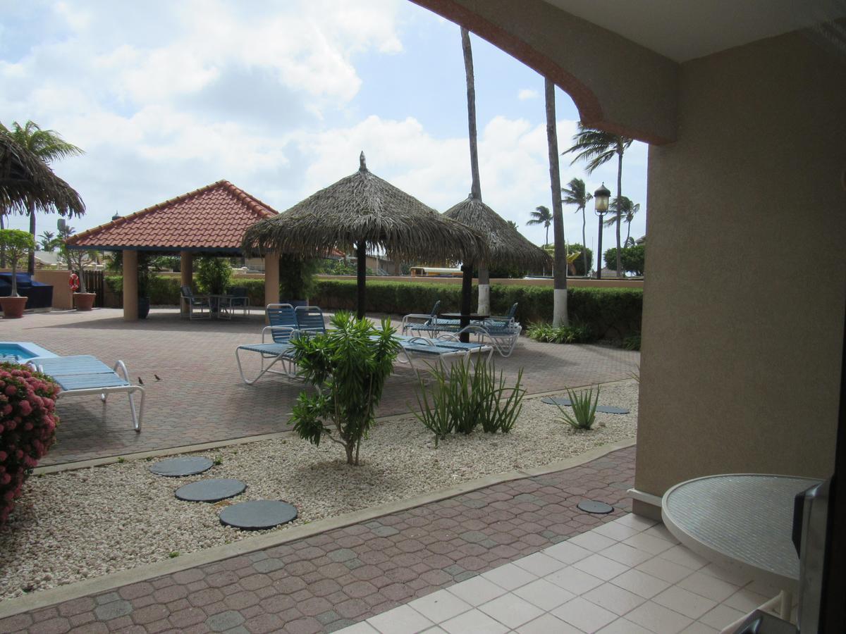 Casa Del Mar Beach Resort Palm Beach Exterior foto